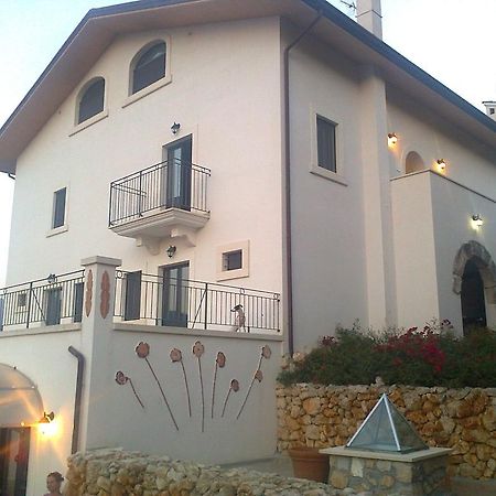 Locanda Dell'Asino D'Oro Sulmona Exterior foto